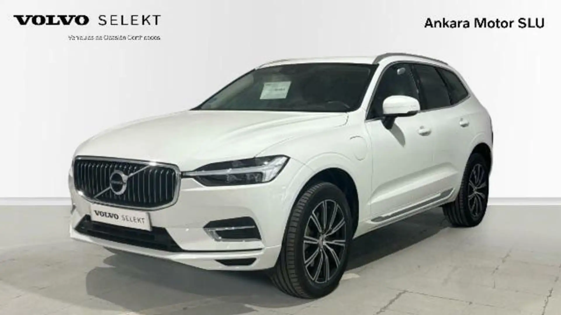 Volvo XC60 2.0 T6 RECHARGE INSCRIPTION AUTO 4WD 5P Biały - 1