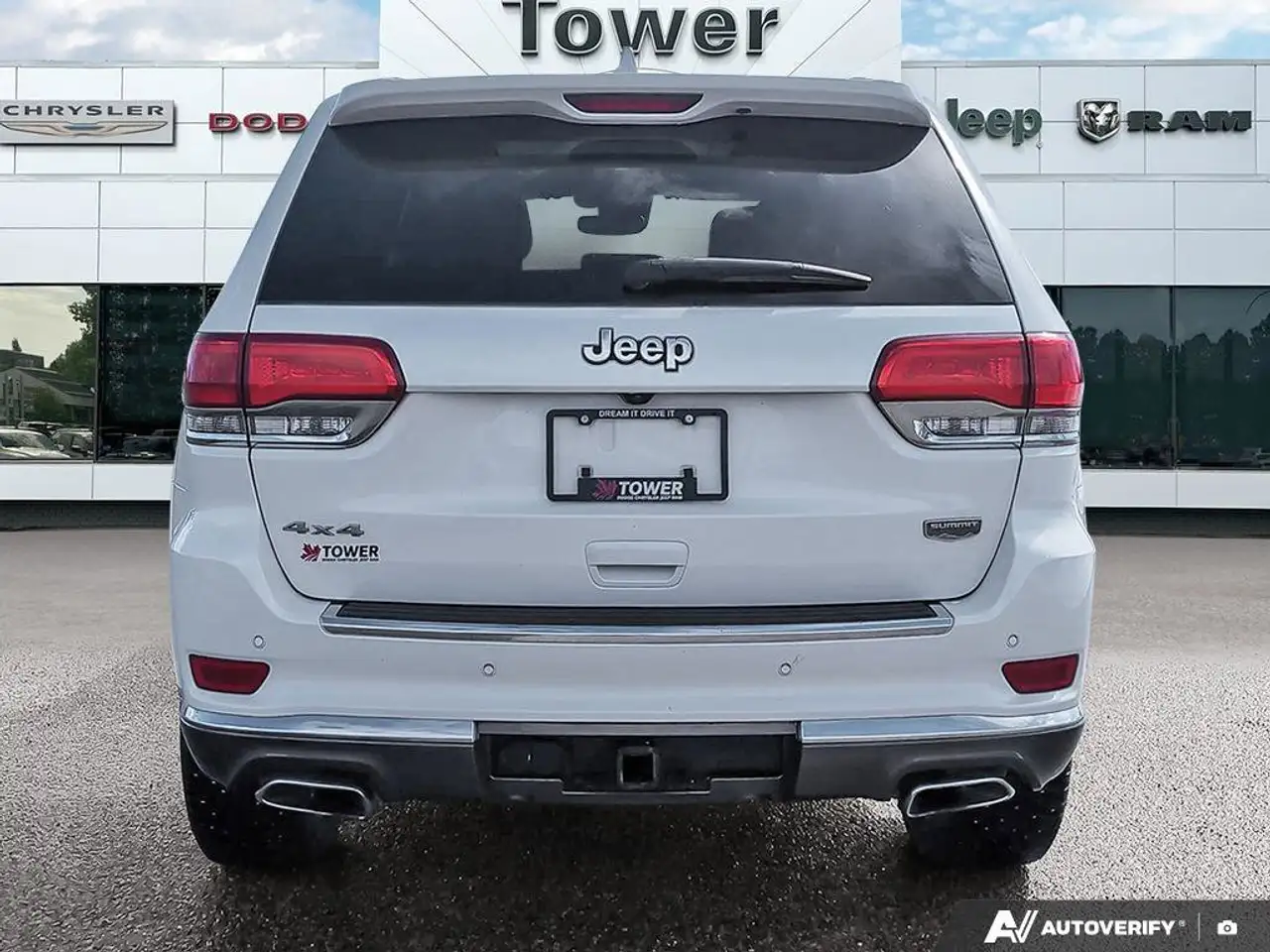 Jeep Grand Cherokee снимка Jeep Grand Cherokee