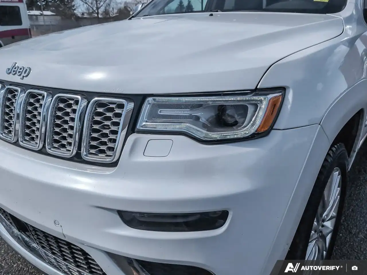 Jeep Grand Cherokee снимка Jeep Grand Cherokee