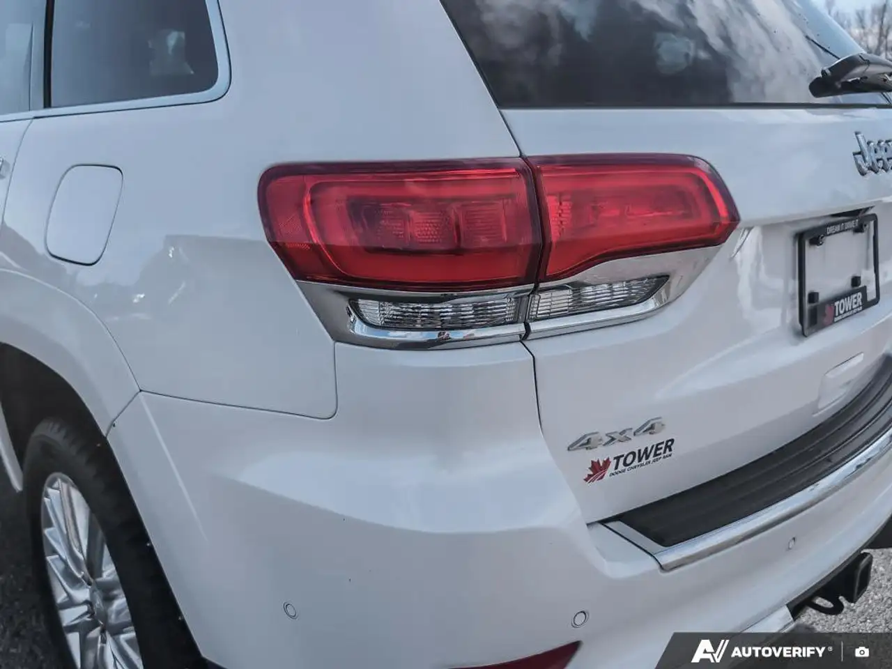 Jeep Grand Cherokee снимка Jeep Grand Cherokee