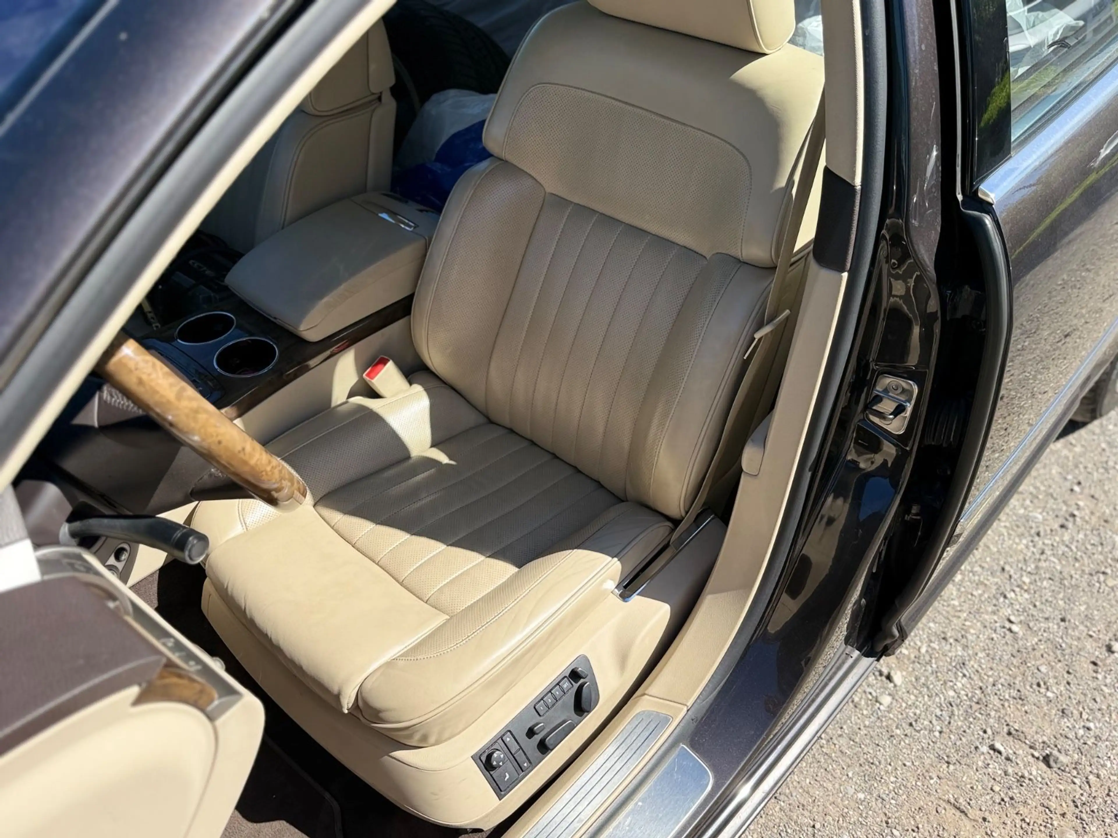 Volkswagen Phaeton / 4Motion /  Schiebedach / DYNAUDIO — photo 10