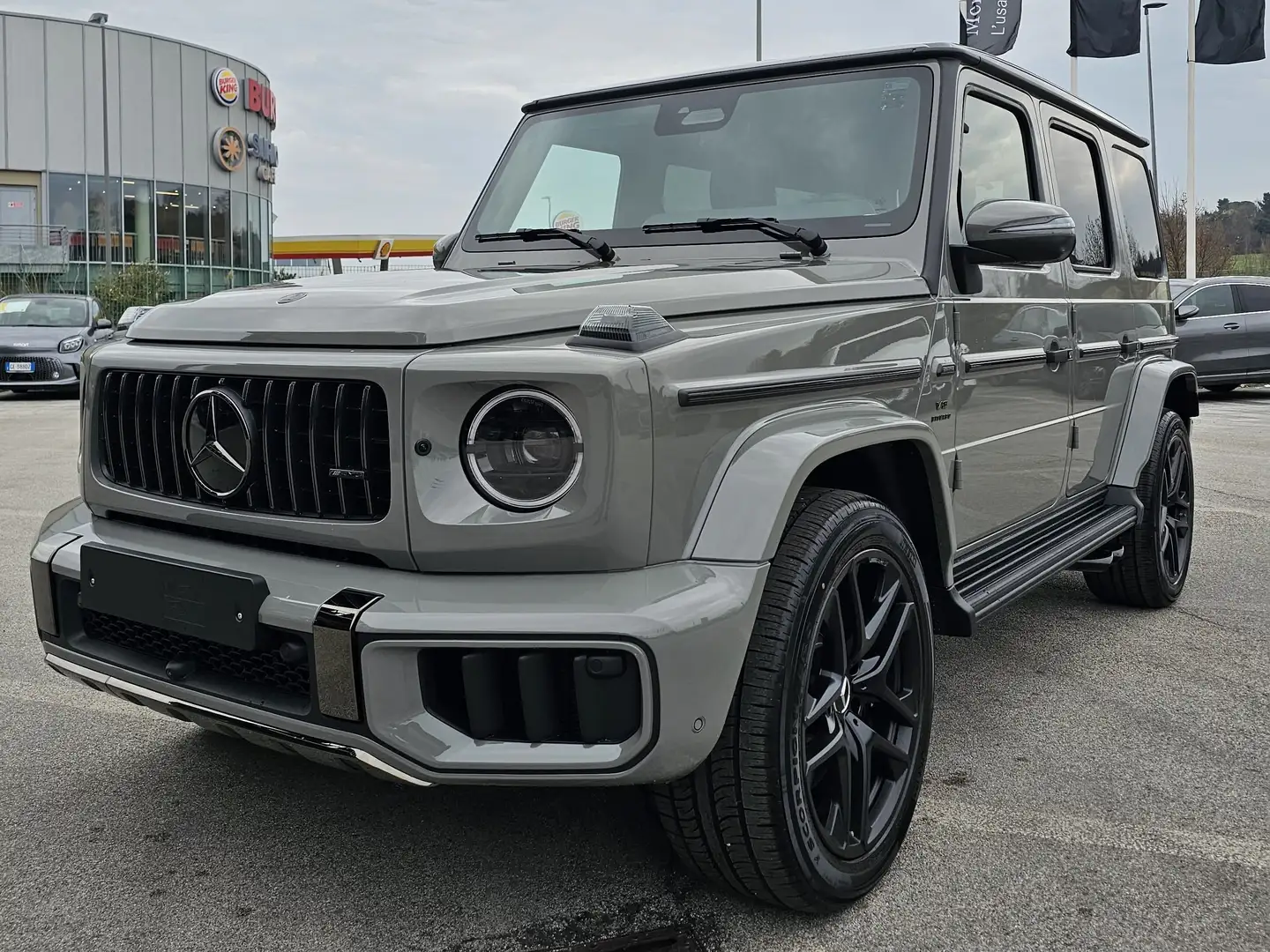 Mercedes-Benz G 63 AMG Modello 2025 Performance AMG Grigio - 1