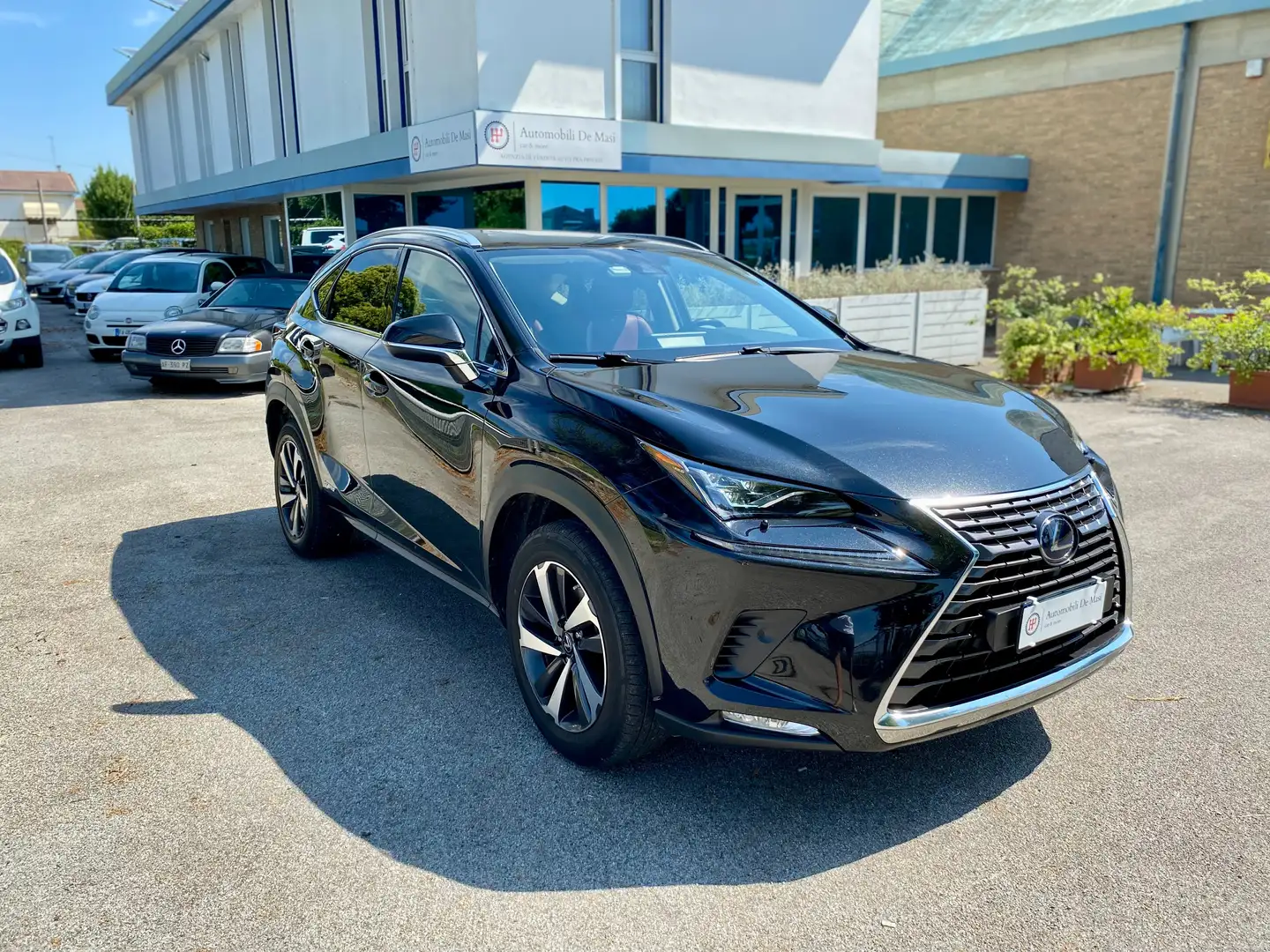 Lexus NX 300 NX 300h 2.5 Luxury 4wd cvt Noir - 1