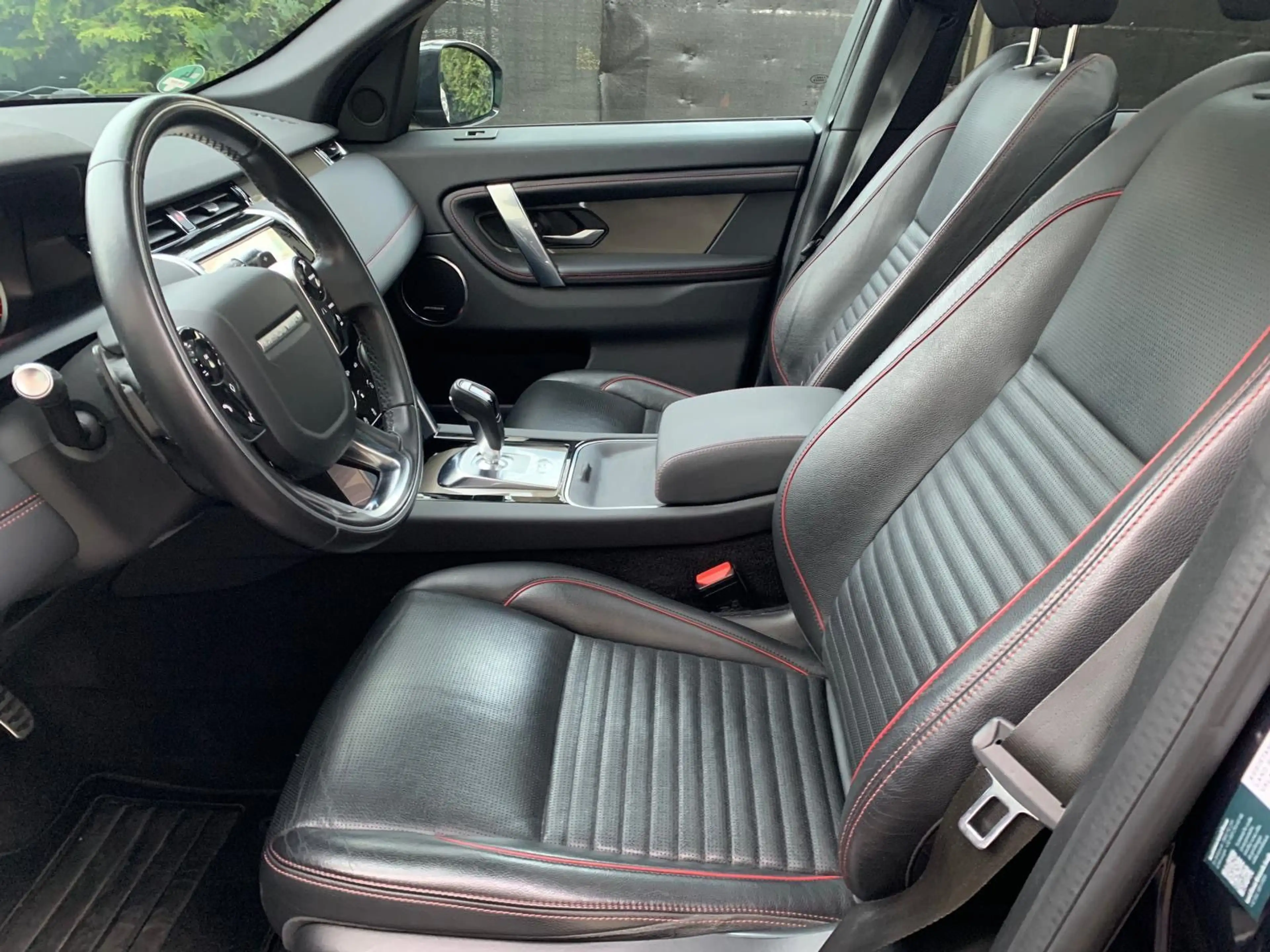 Land Rover Discovery Sport DISCOVERY SPORT R DYNAMIC S AWD KAMERA|PANO|LED — photo 6
