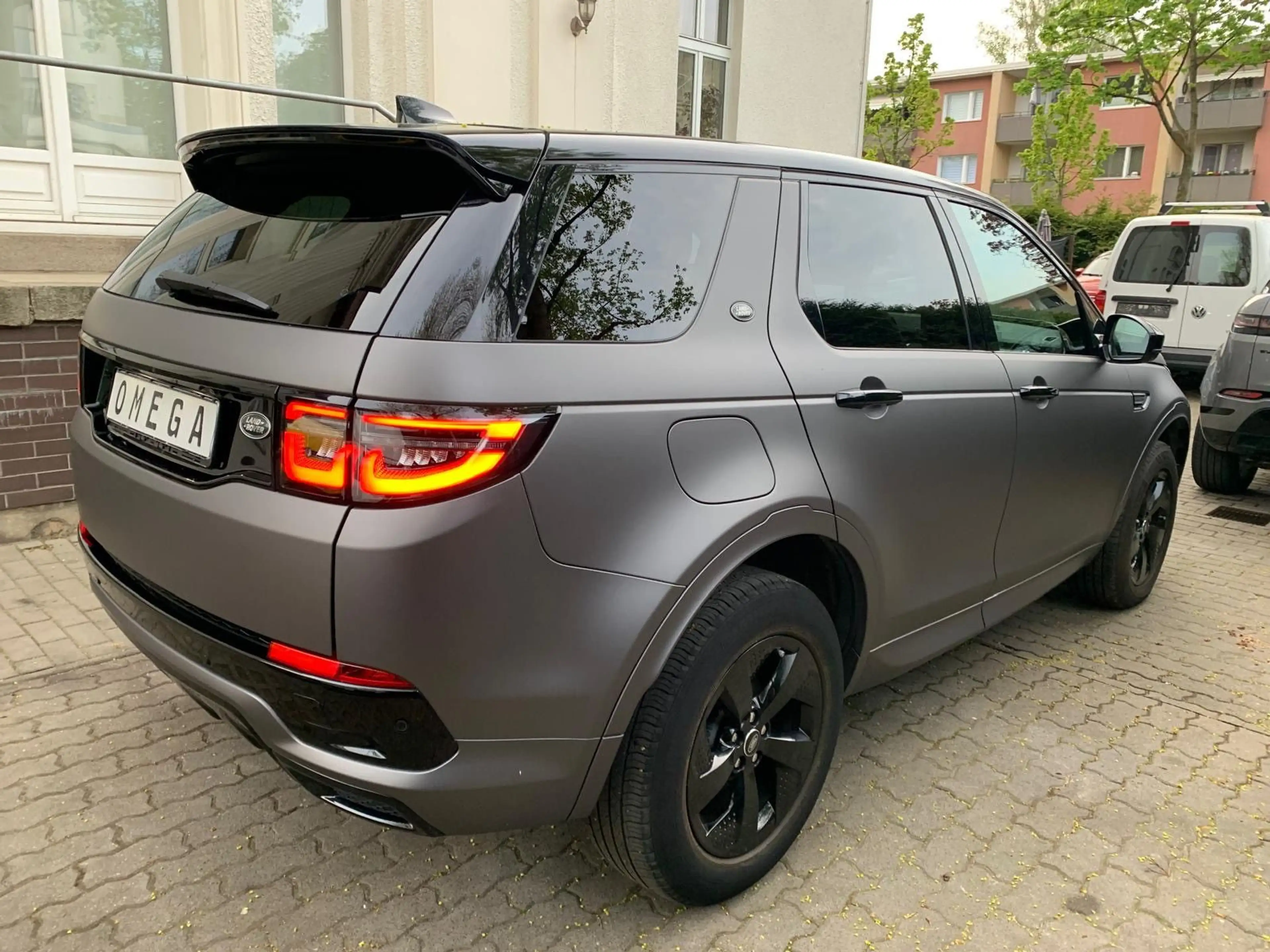 Land Rover Discovery Sport DISCOVERY SPORT R DYNAMIC S AWD KAMERA|PANO|LED — photo 2