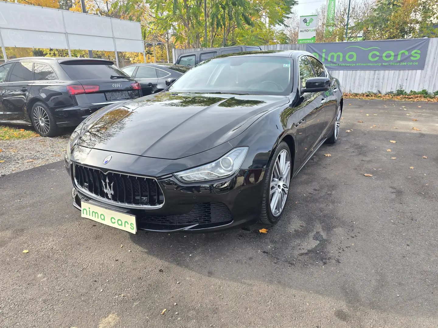 Maserati Ghibli Diesel / Mega Sound / Schiebedach / Serviceheft Schwarz - 1