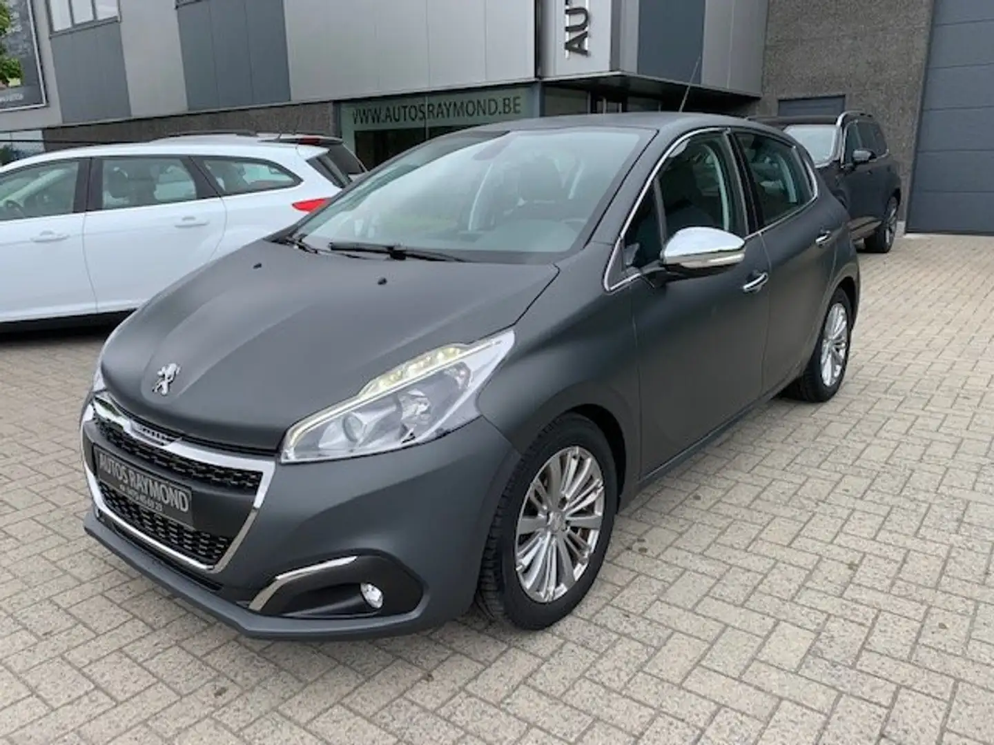 Peugeot 208 ICE-GREY MATT NAVIGATIE AIRCO CRISE PDC EURO 6 Grigio - 1