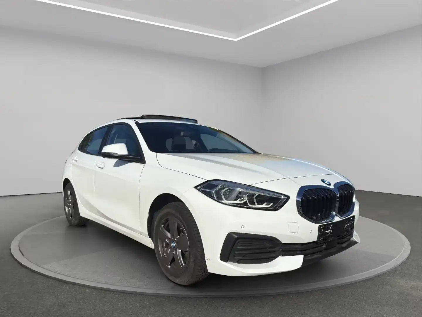 BMW 118 BMW 118i 5p. LED / TETTO / VIRTUAL Bianco - 2