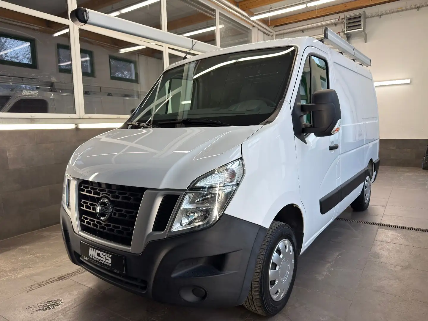 Nissan NV400 L1H1 2,8t AHK RFK KLIMA REGALE DACHTRÄGER Weiß - 1