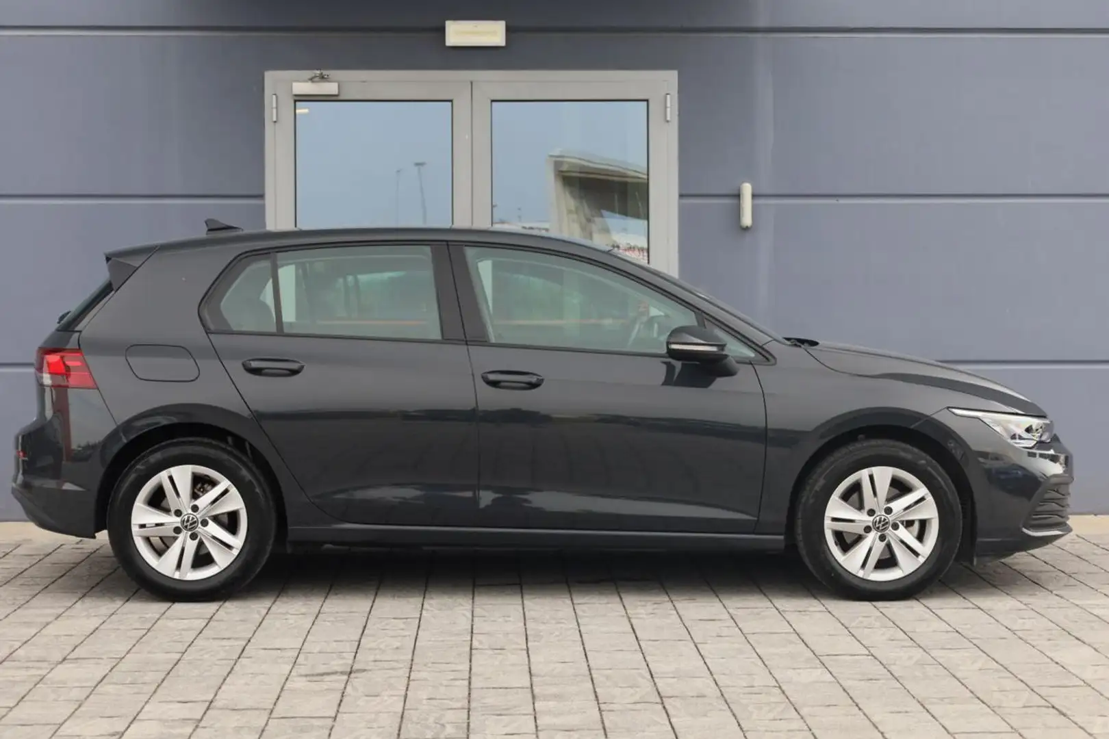 Volkswagen Golf 1.0 eTSI EVO DSG Life Grau - 2