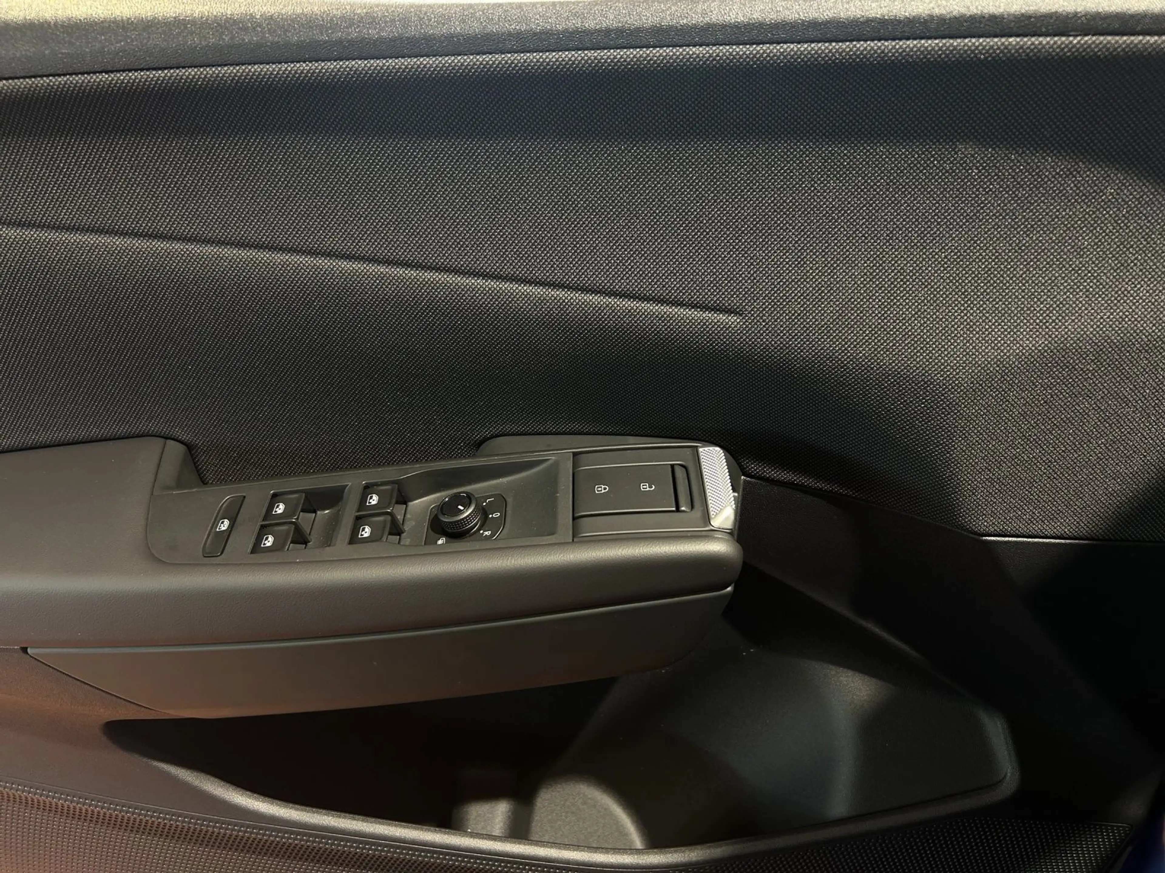 Volkswagen ID. Polo LIFE REAR VIEW NAVI SITZHZ CLIMA ACC — photo 7