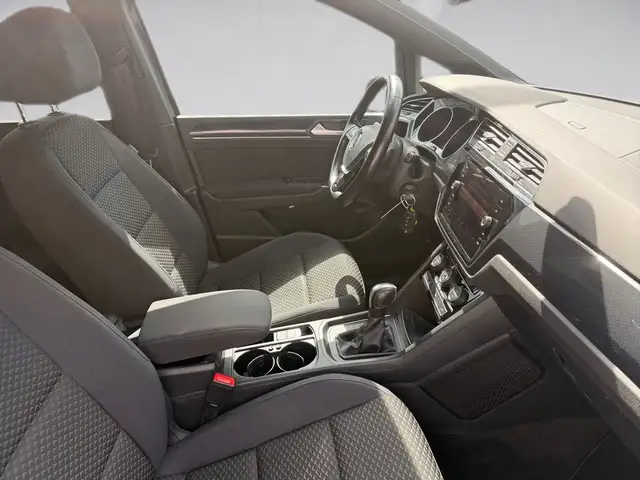 Volkswagen Touran view 15