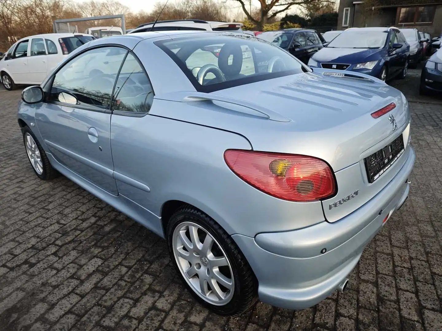 Peugeot 206 CC 135 Platinum Blau - 2