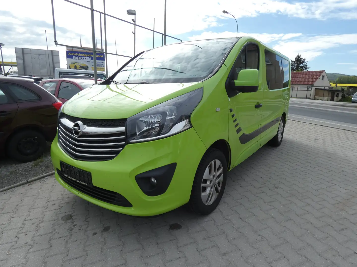 Opel Vivaro Combi Kamera Klima Navi Temp. Alu. AHK HU AU Neu zelena - 1