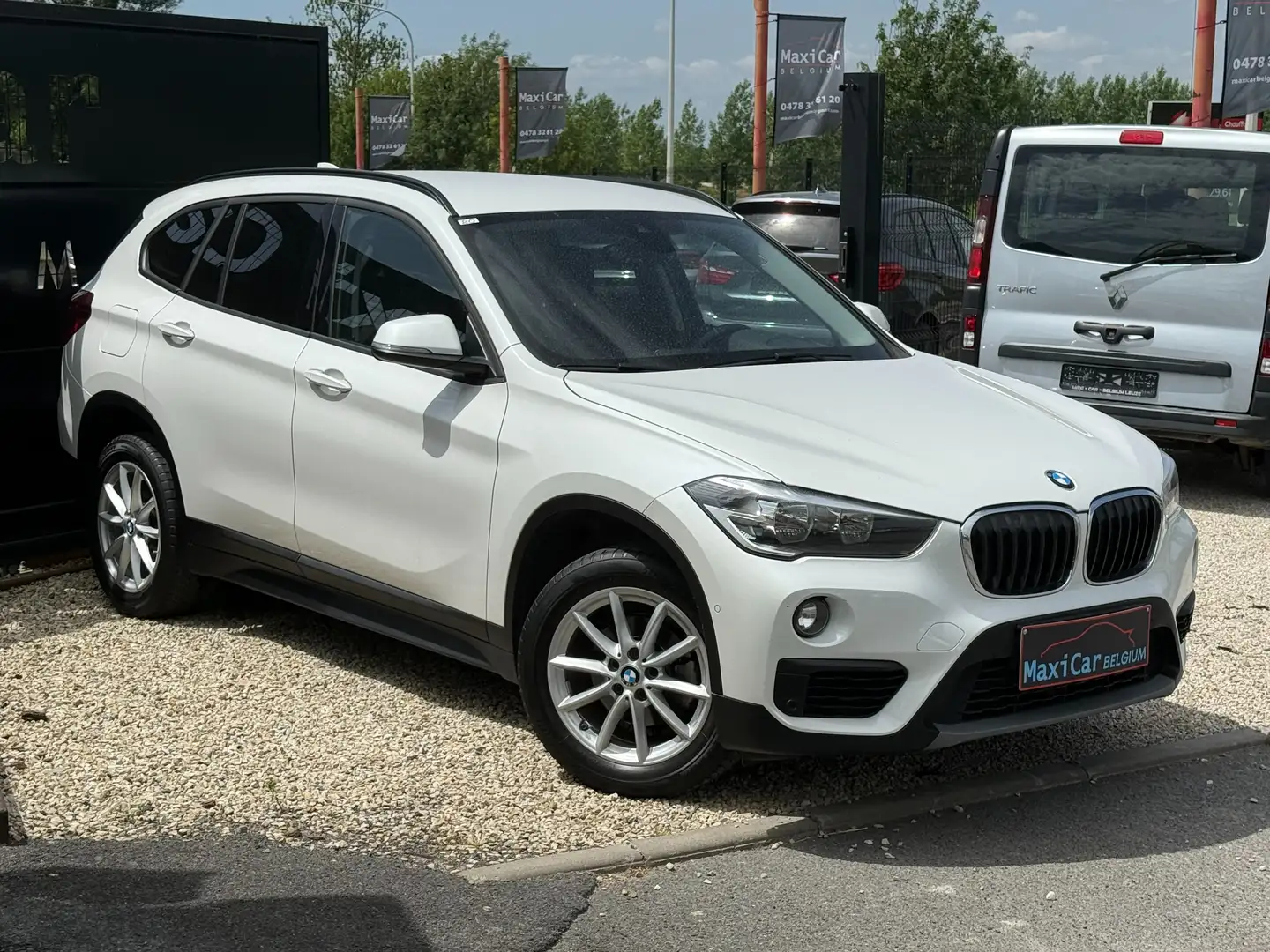 BMW X1 1.5 dA sDrive16 /Boite auto./ Capteurs av. et arr. Blanc - 2