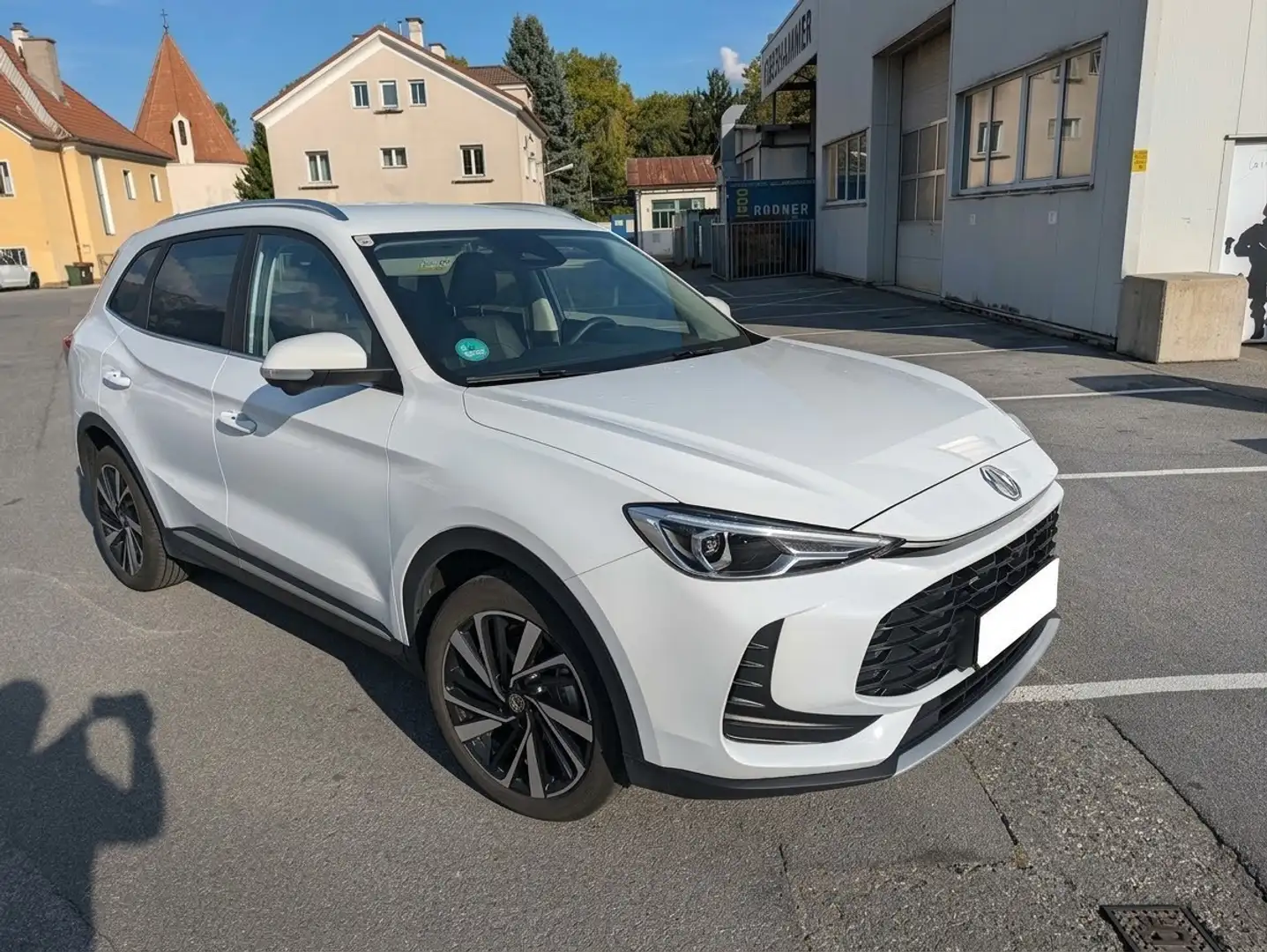 MG ZS Hybrid +  Luxury  Full Extra +360°Kam,LED,NAV,SHZ - 1