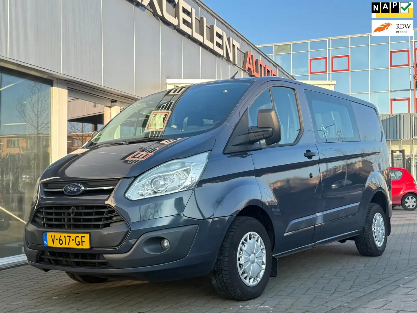 Ford Transit Custom 290 2.2 TDCI L1H1 Trend DC - 6 P - Navigatie - 1