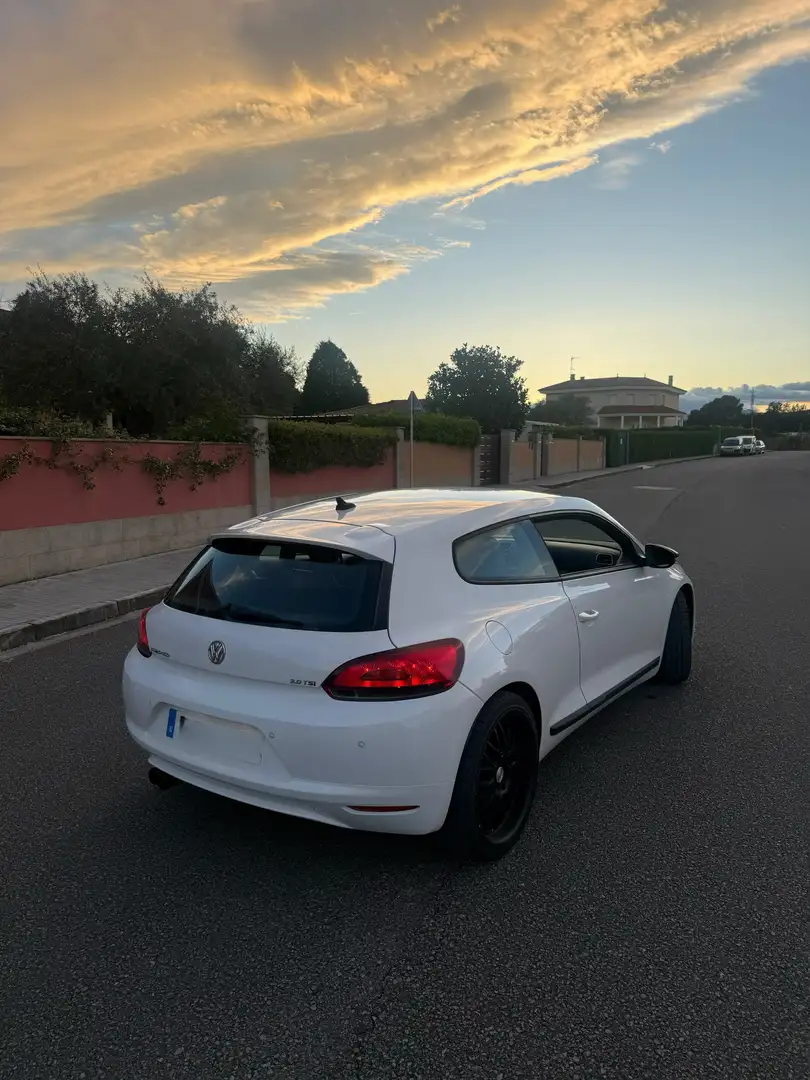 Volkswagen Scirocco 2.0 TSI 210 - 2