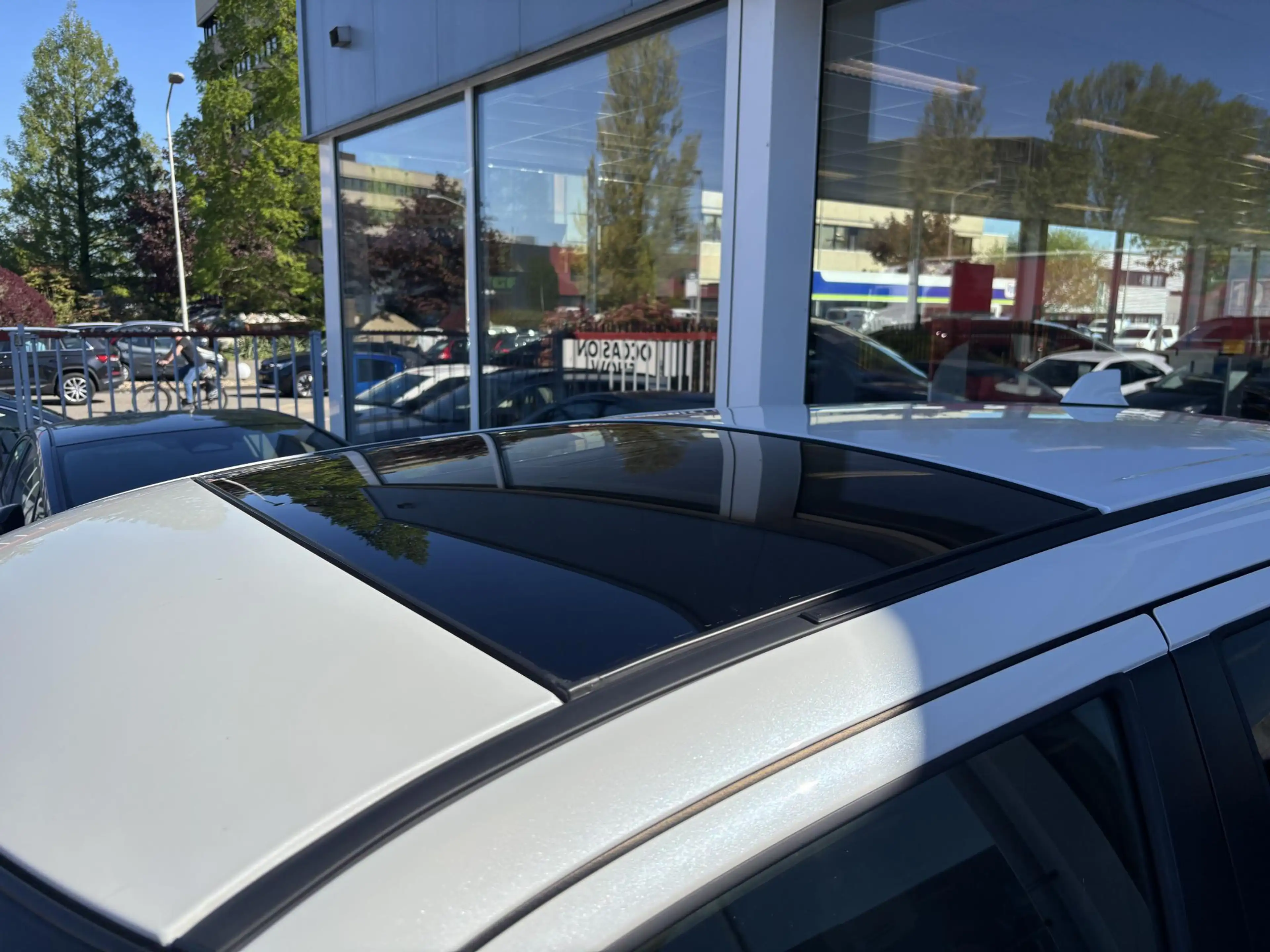 Toyota Urban Cruiser Executive 61 kWh — photo 10