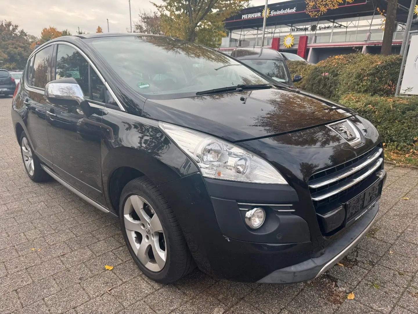 Peugeot 3008 Allure *AHK*NAVI*TEMPO*PDC*PANORAMA* Schwarz - 1