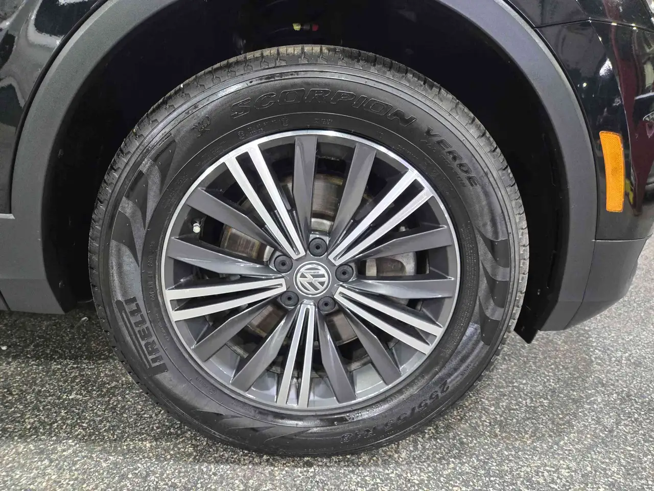 Volkswagen Tiguan снимка Volkswagen Tiguan