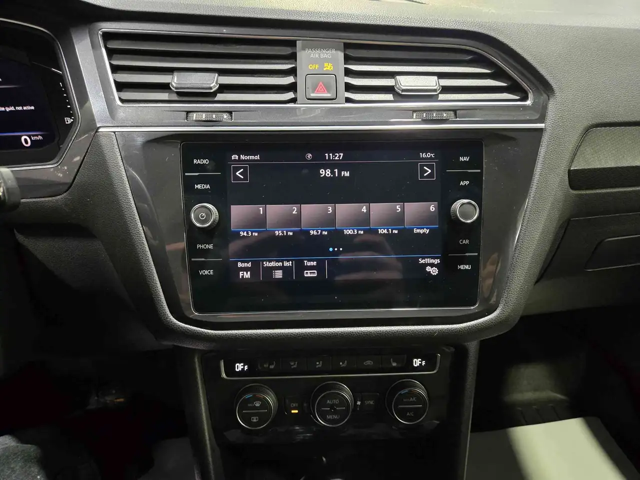 Volkswagen Tiguan снимка Volkswagen Tiguan