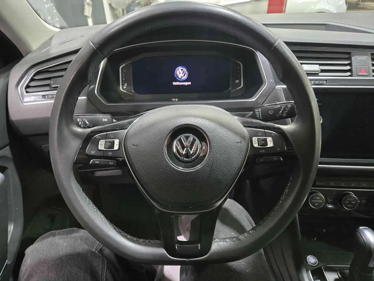 Volkswagen Tiguan снимка Volkswagen Tiguan