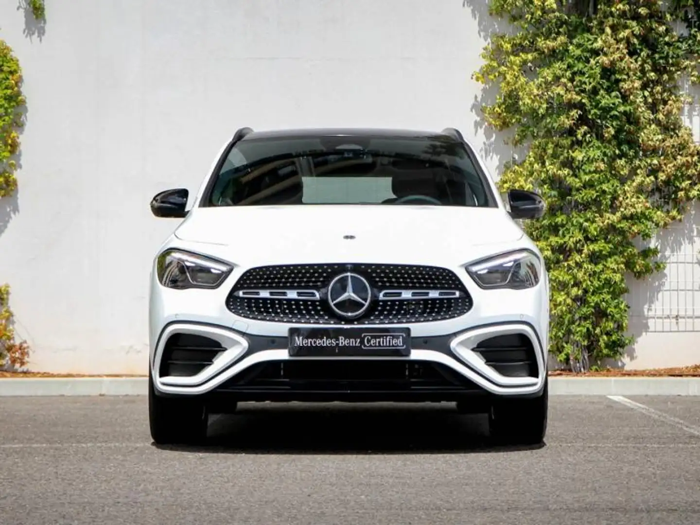 Mercedes-Benz GLA 250 250 e Hybrid EQ 218ch AMG Line 8G-DCT Bílá - 2