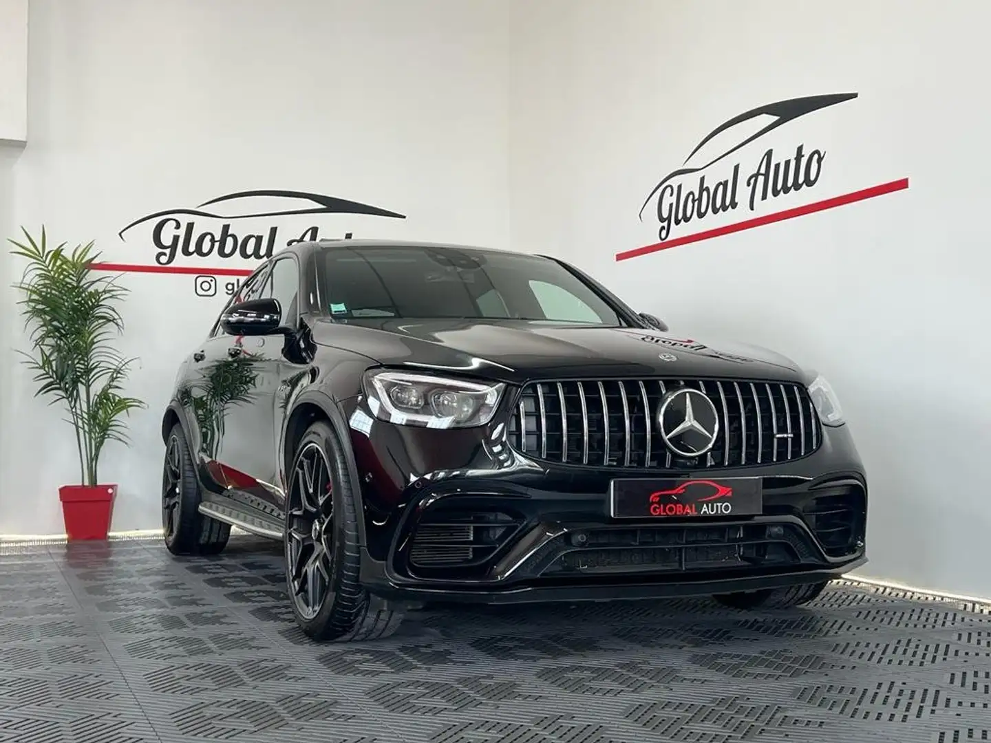 Mercedes-Benz GLC 63 AMG GLC Coupé 63 S AMG 9G-MCT AMG 4Matic+ Schwarz - 1