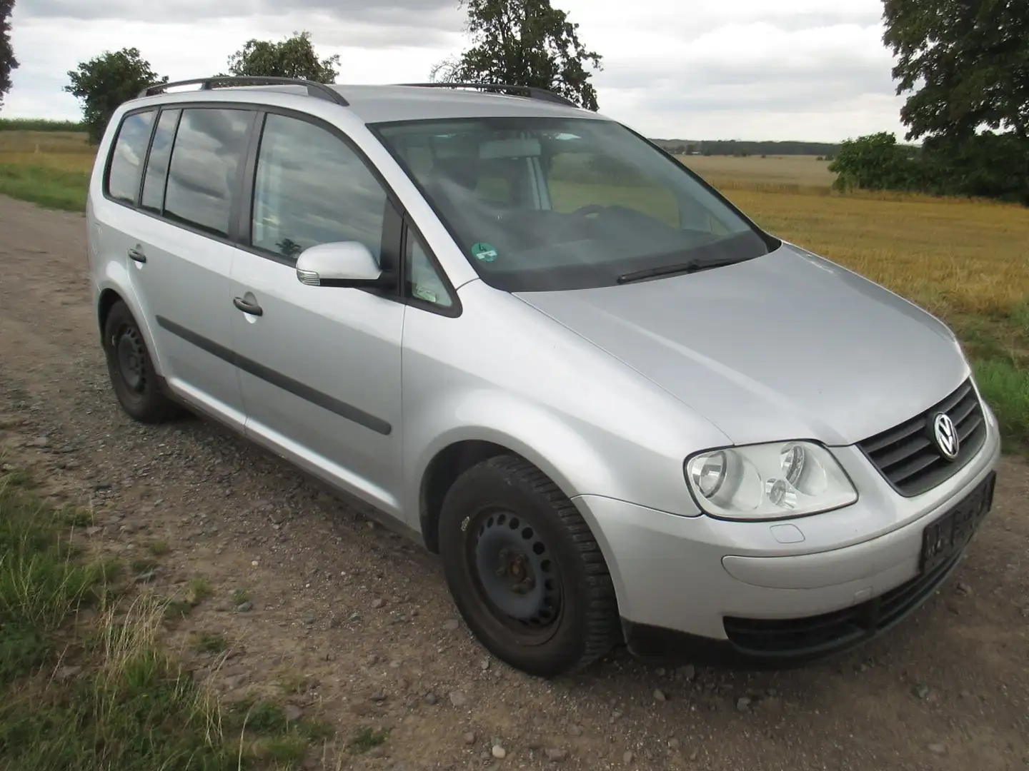 Volkswagen Touran Touran 1.6 FSI Trendline Stříbrná - 1