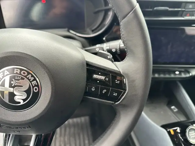 Alfa Romeo Junior view 13