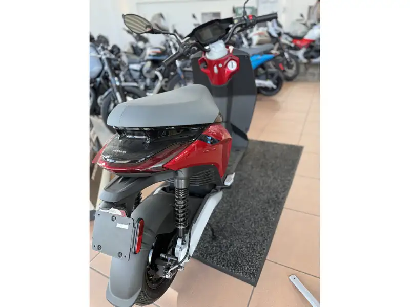 Piaggio 1 + - foto 2