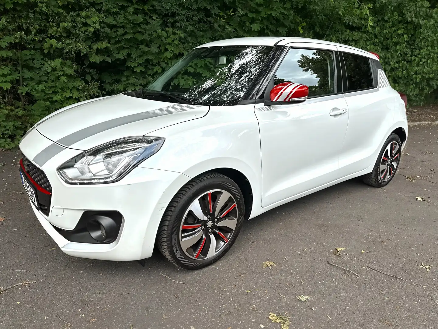 Suzuki Swift Swift 1.0 Boosterjet Comfort+*1Hd*Autom*Scheckheft Weiß - 1
