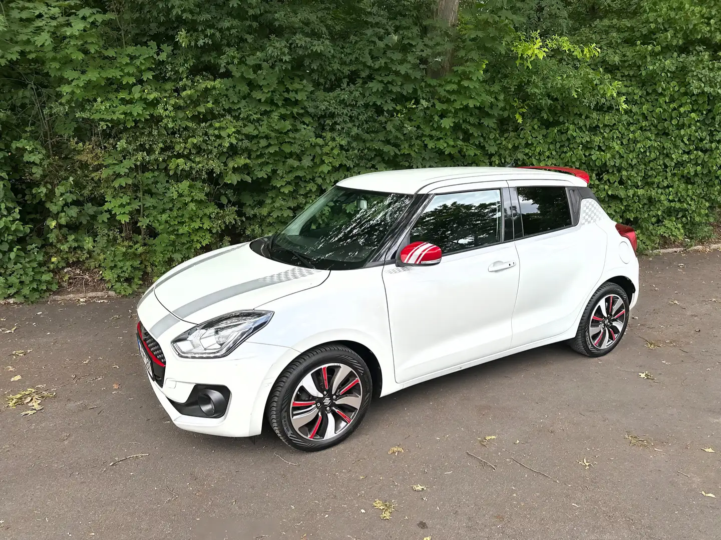 Suzuki Swift Swift 1.0 Boosterjet Comfort+*1Hd*Autom*Scheckheft Weiß - 2