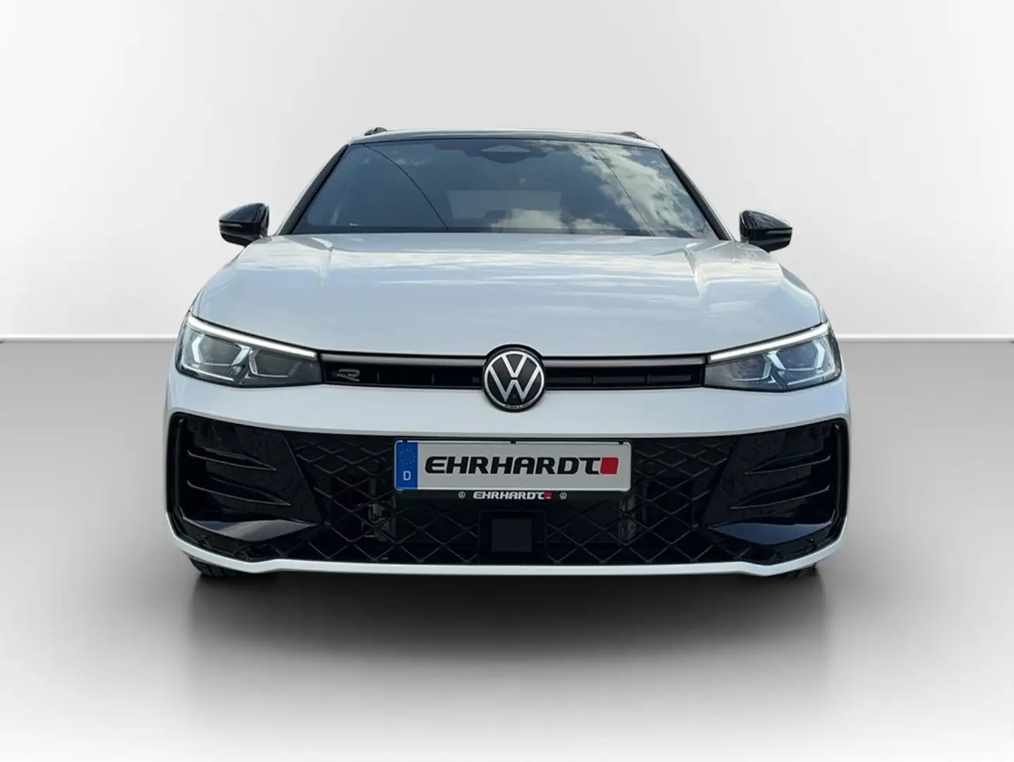 Volkswagen Passat Variant 2.0 TDI DSG 4Motion R-Line AHK*PANO*DCC*IQ-LIGH... Weiß - 2