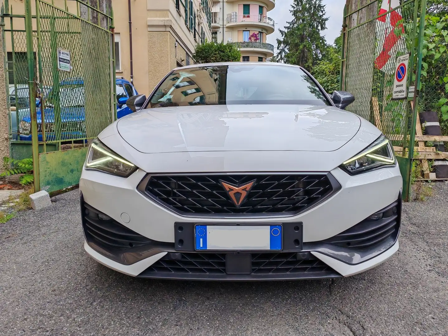 CUPRA Leon 1.4 e-hybrid VZ 245cv dsg - 1