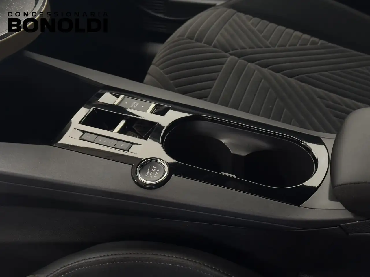 Lancia Ypsilon 2025 — фото 11
