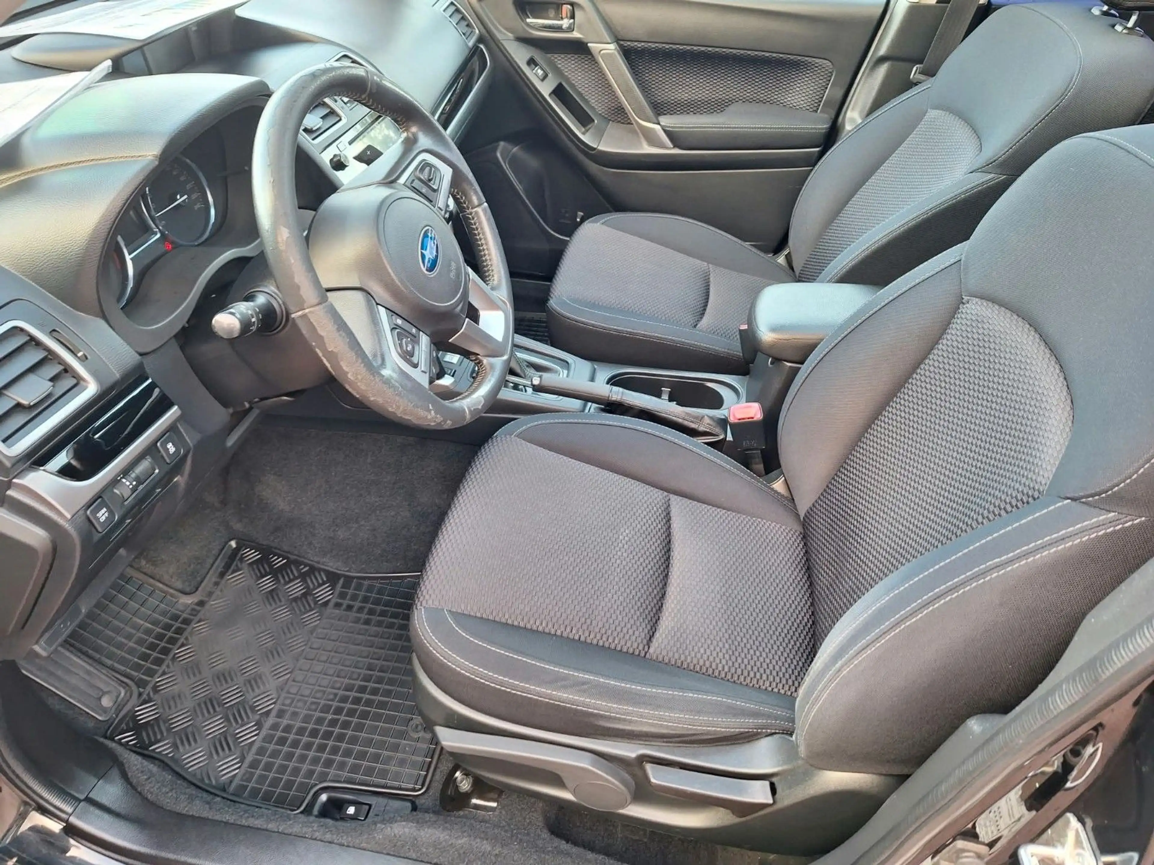 Subaru Forester 2.0D Exclusive Lineartronic,Euro 6, AHK — photo 3