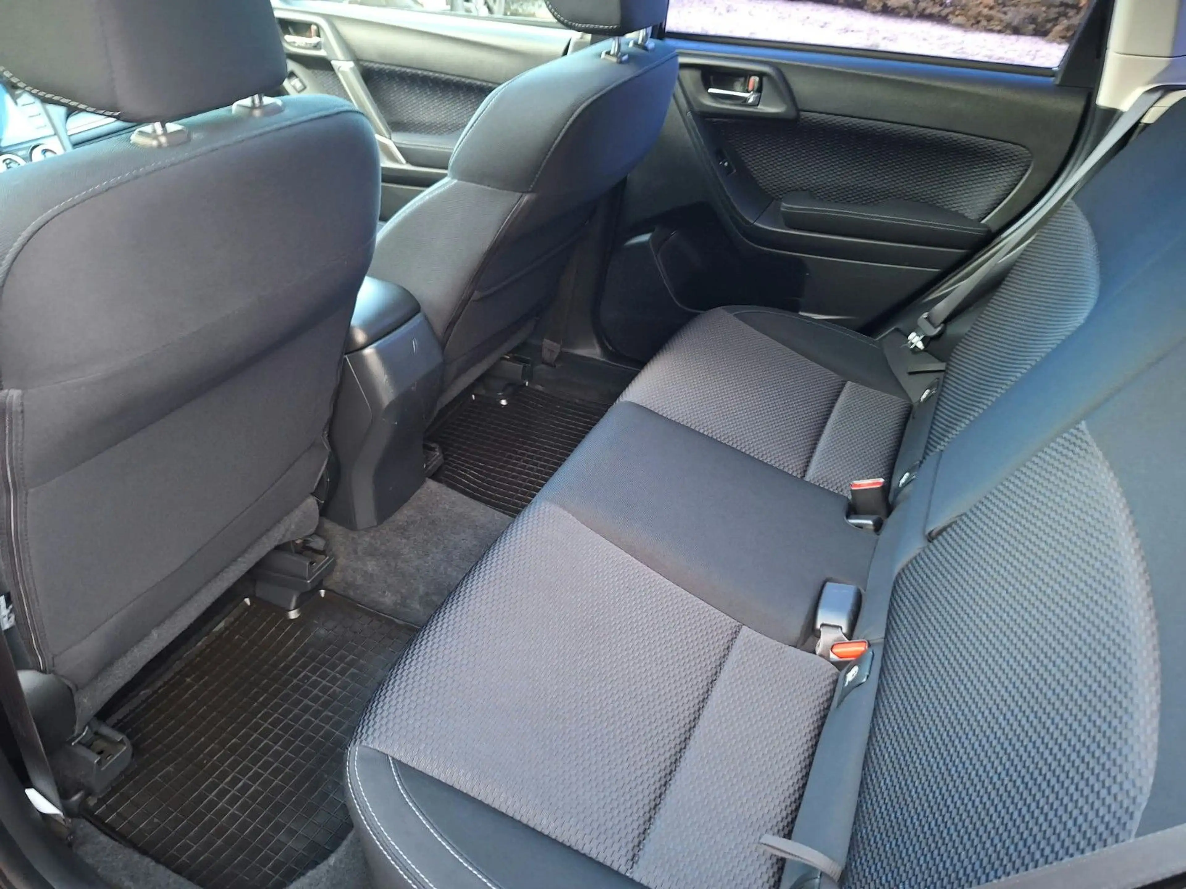 Subaru Forester 2.0D Exclusive Lineartronic,Euro 6, AHK — photo 6