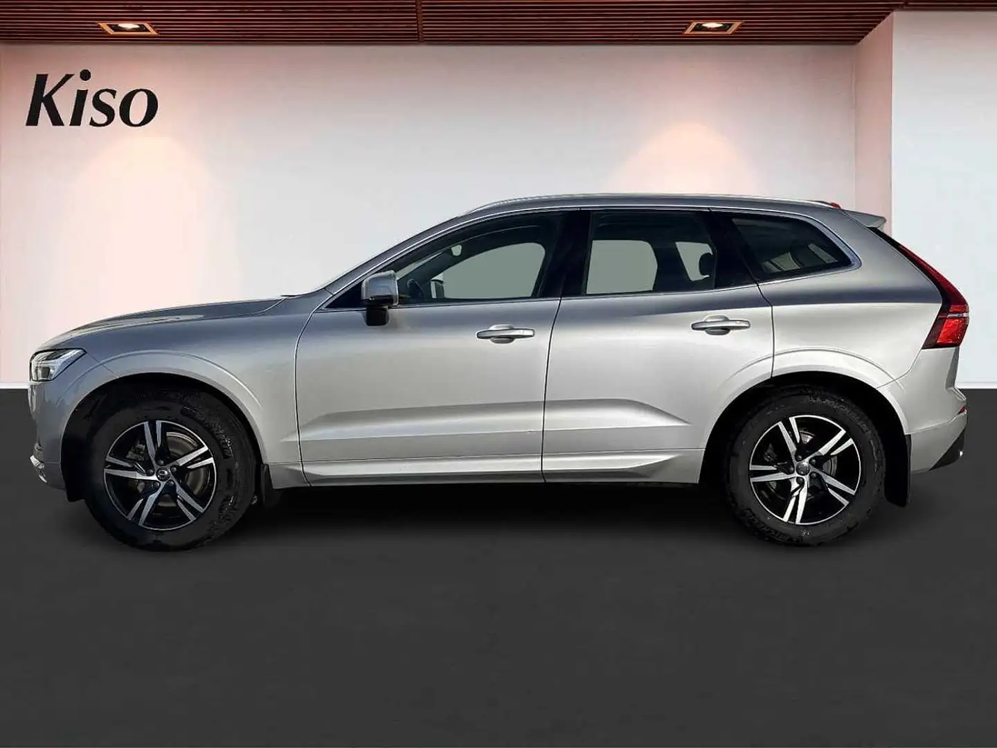 Volvo XC60 D4 Momentum Pro Silber - 2