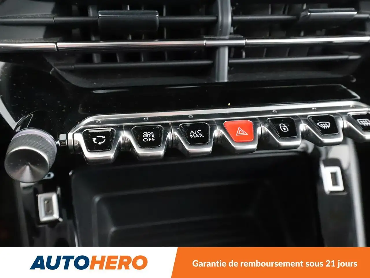 Peugeot 208 208 — photo 27