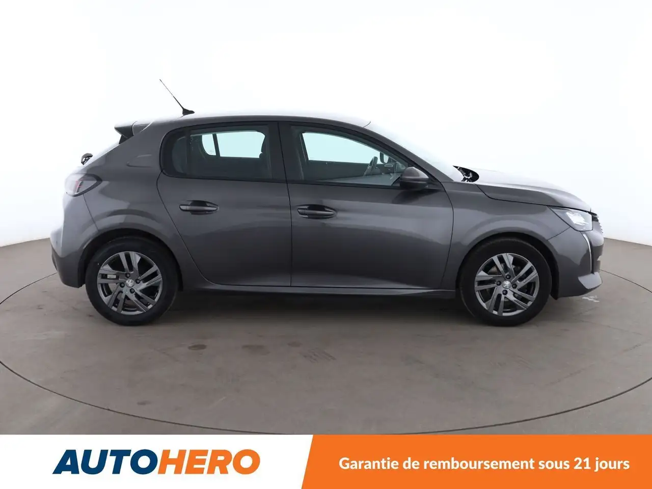 Peugeot 208 208 — photo 7
