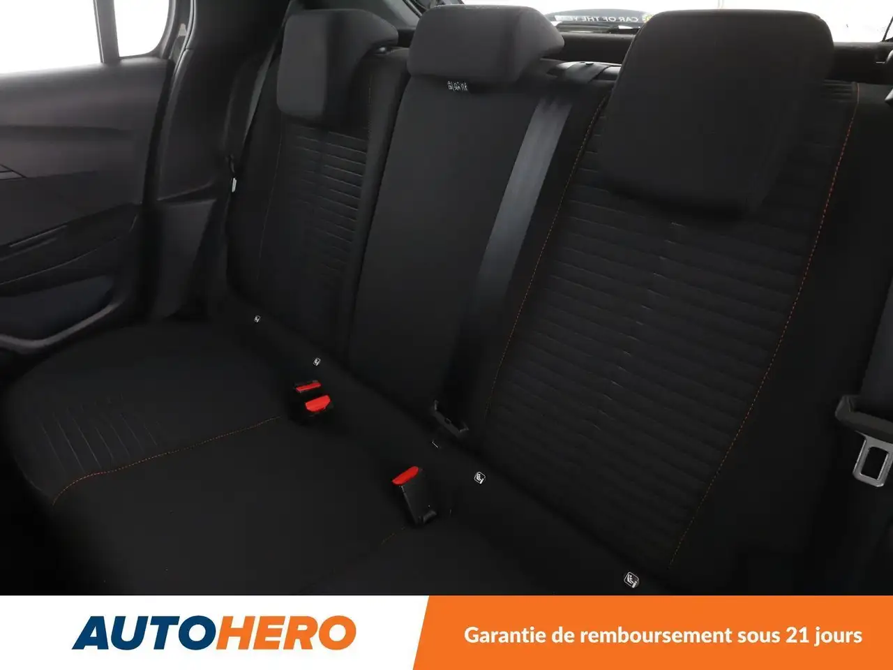 Peugeot 208 208 — photo 14