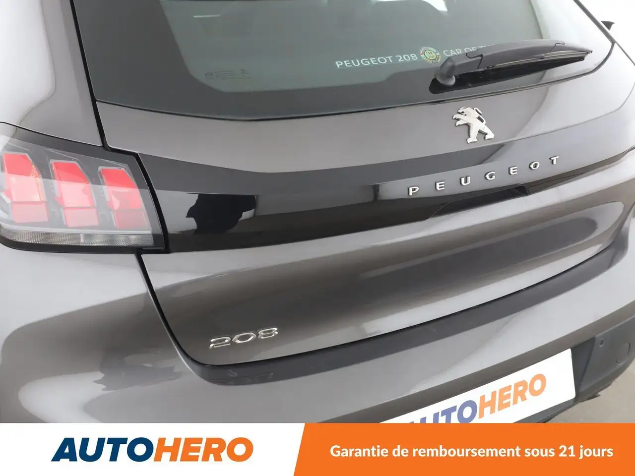 Peugeot 208 208 — photo 32