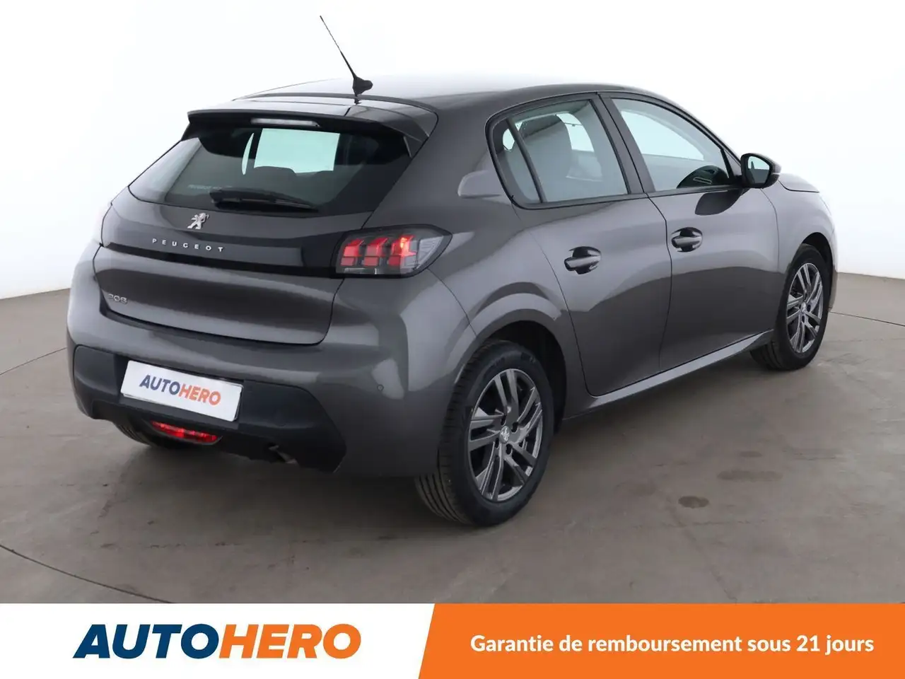 Peugeot 208 208 — photo 6