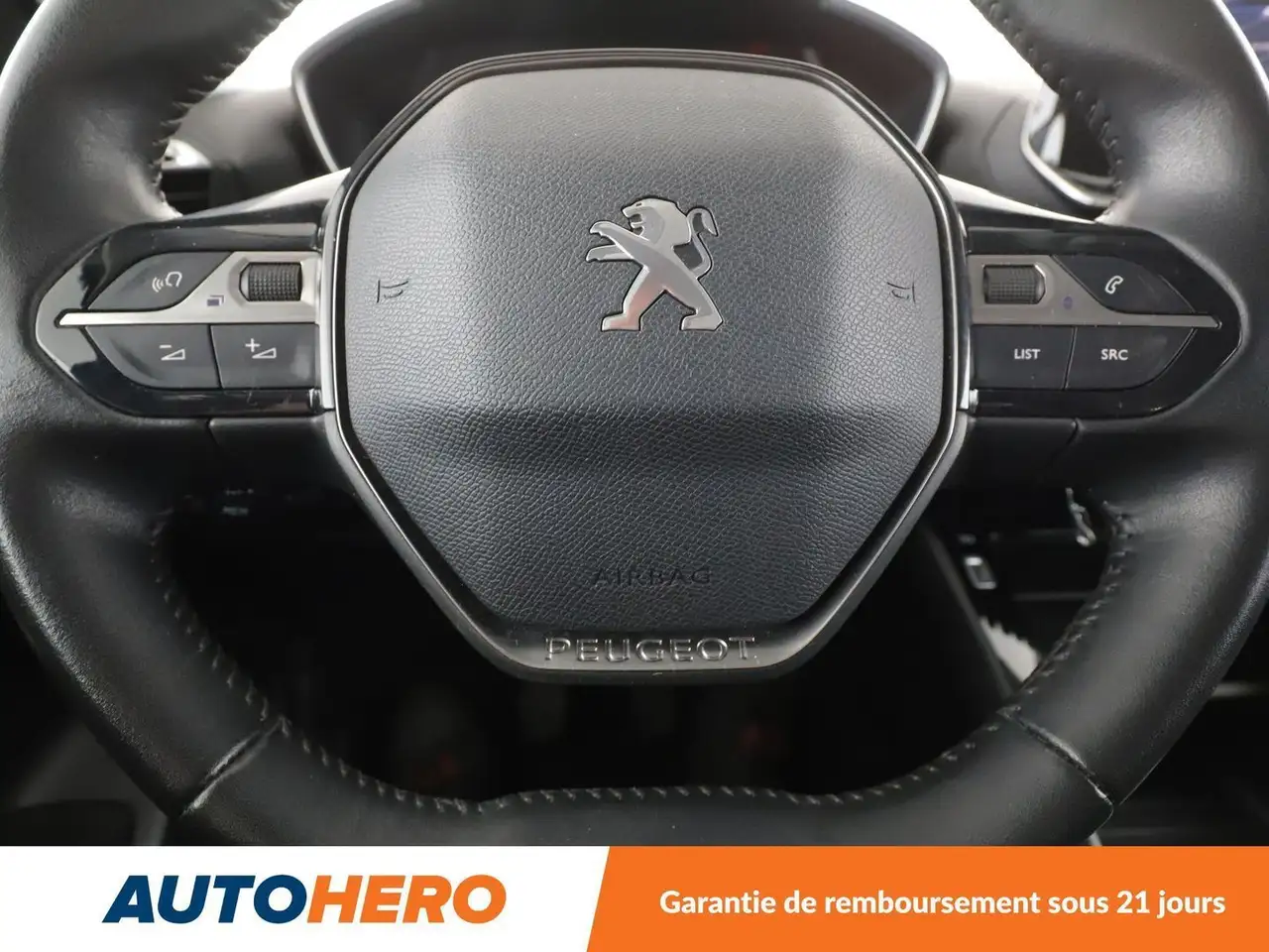 Peugeot 208 208 — photo 19