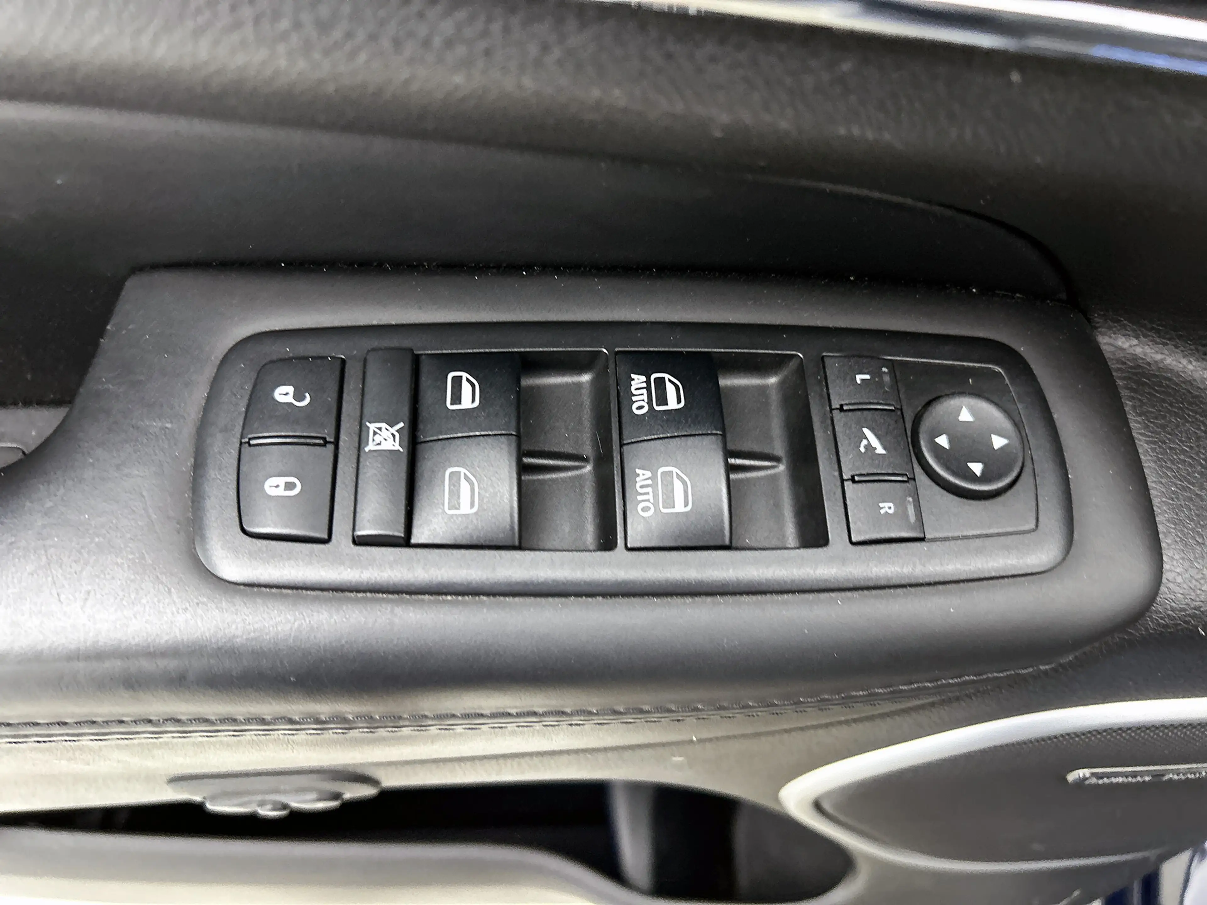 Jeep Grand Cherokee 3.0 CRD Summit Trekhaak, Pano, Carplay — photo 35