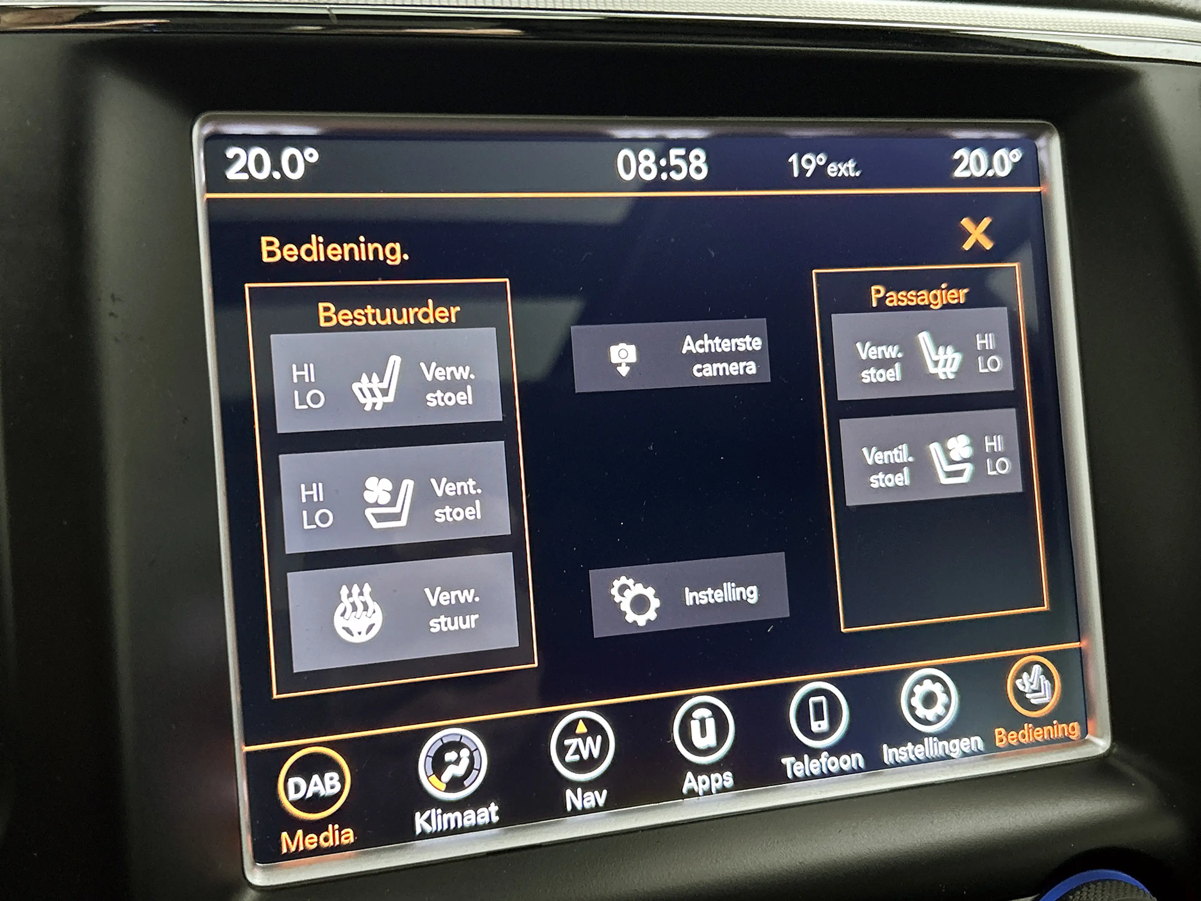 Jeep Grand Cherokee 3.0 CRD Summit Trekhaak, Pano, Carplay — photo 11