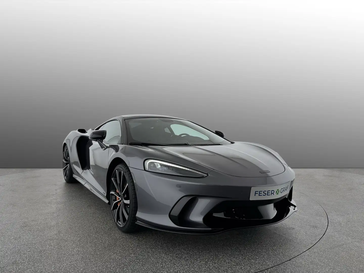 McLaren V8 MY 25 | McLaren Nürnberg Grau - 1