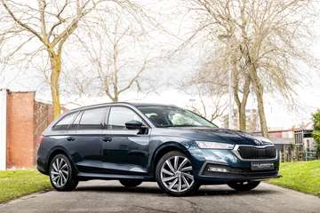 Break 2.0 TDi SCR DSG * LED * ACC * PDC * Keyless